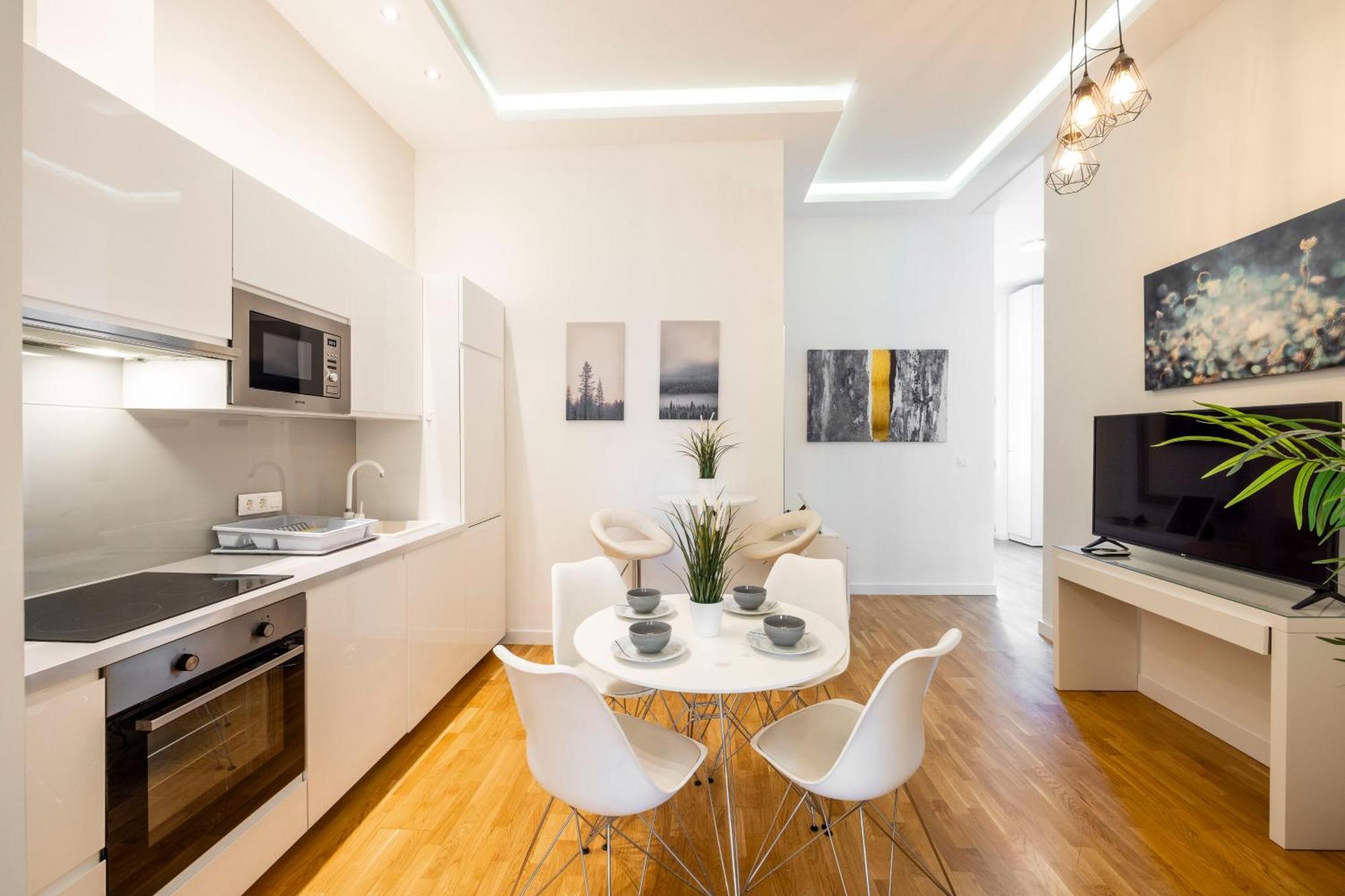 Luxury Quentin 3 Bedrm, 2 Bathrm Apartman Budapest